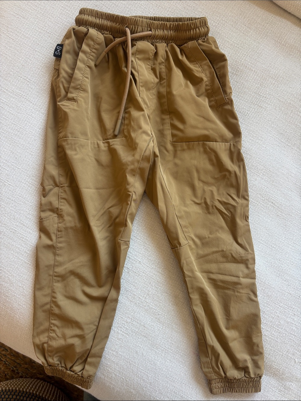 Kids Drawstring Jogger Sweatpants in Tan